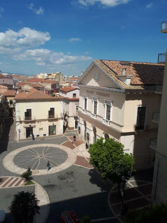 Business Home Piazza Cesare Battisti B&B Residence Foggia Exterior foto